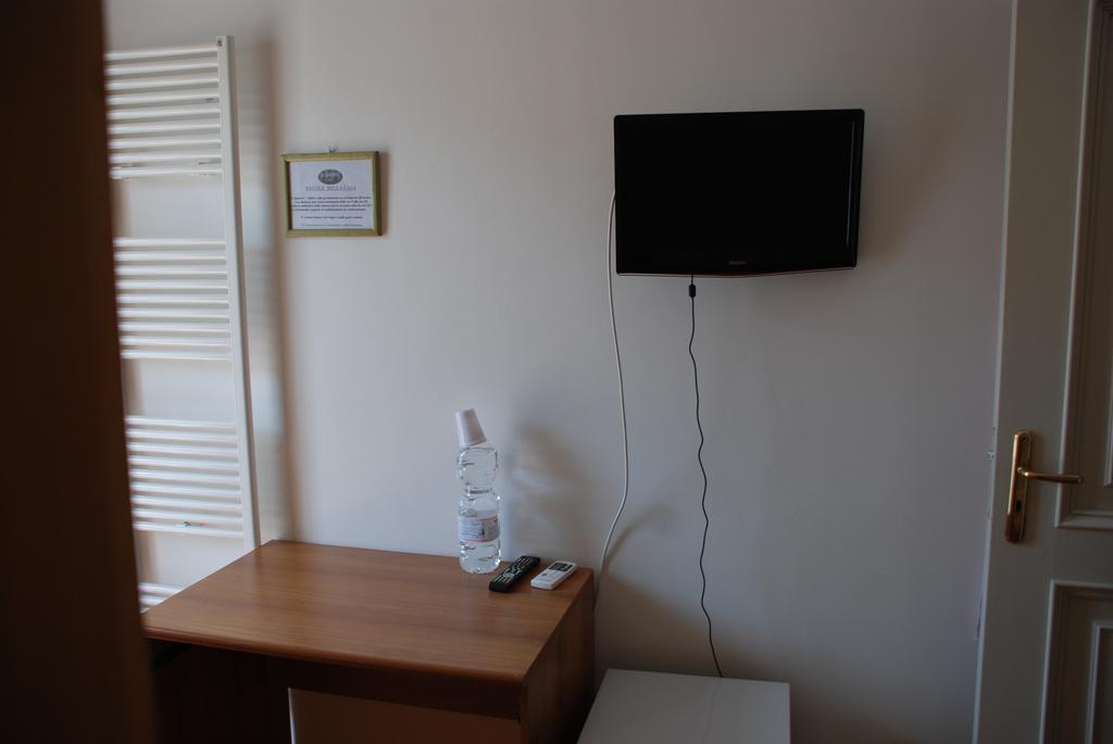 B&B Al Giardino Lecce Ngoại thất bức ảnh