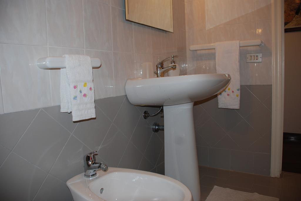 B&B Al Giardino Lecce Ngoại thất bức ảnh